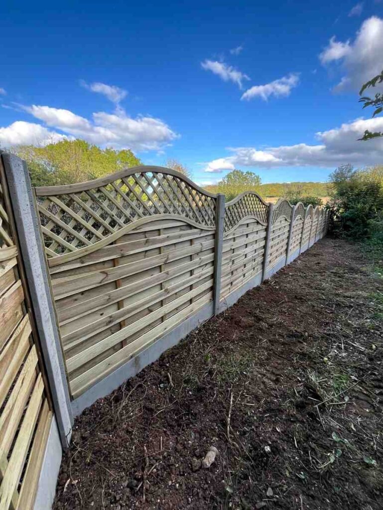 garden-fence-close-up